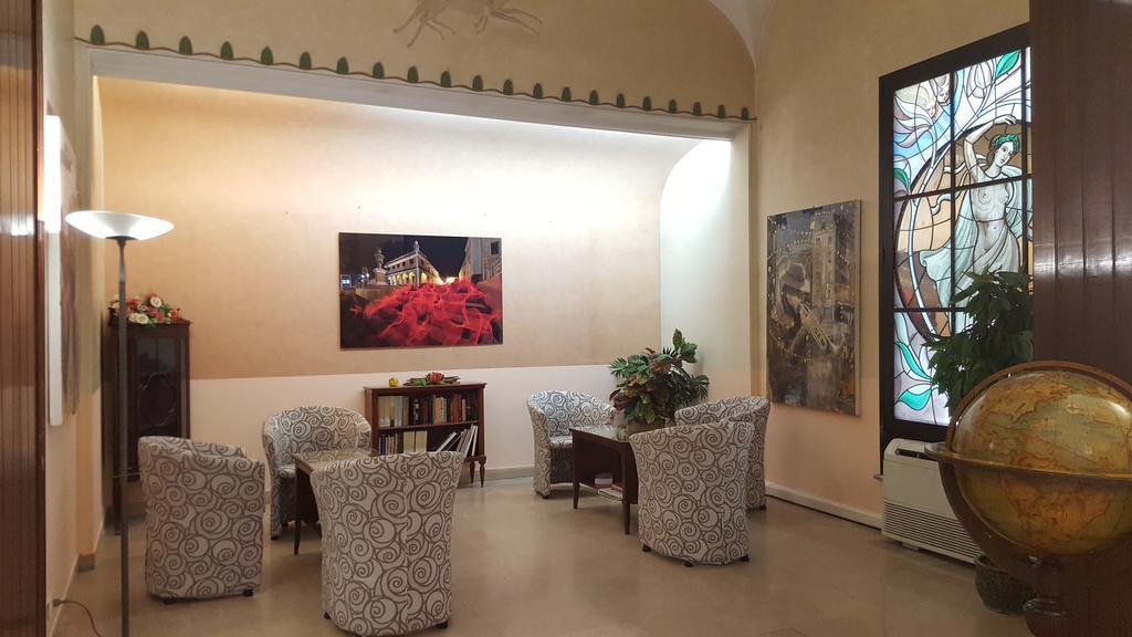 Hotel Flora Prato  Eksteriør billede